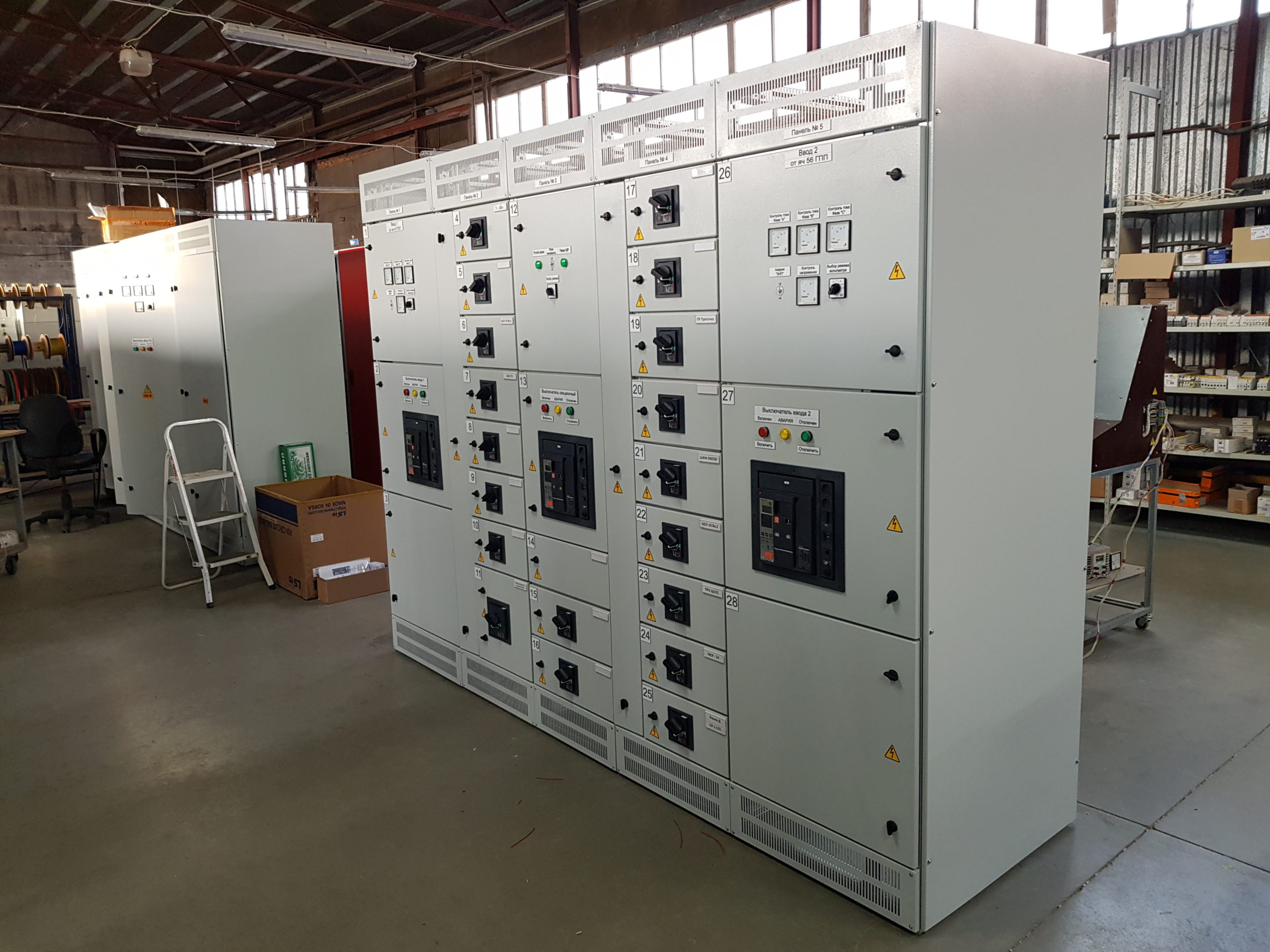 Primary distribution boards (main switchboard, low voltage switchgear)